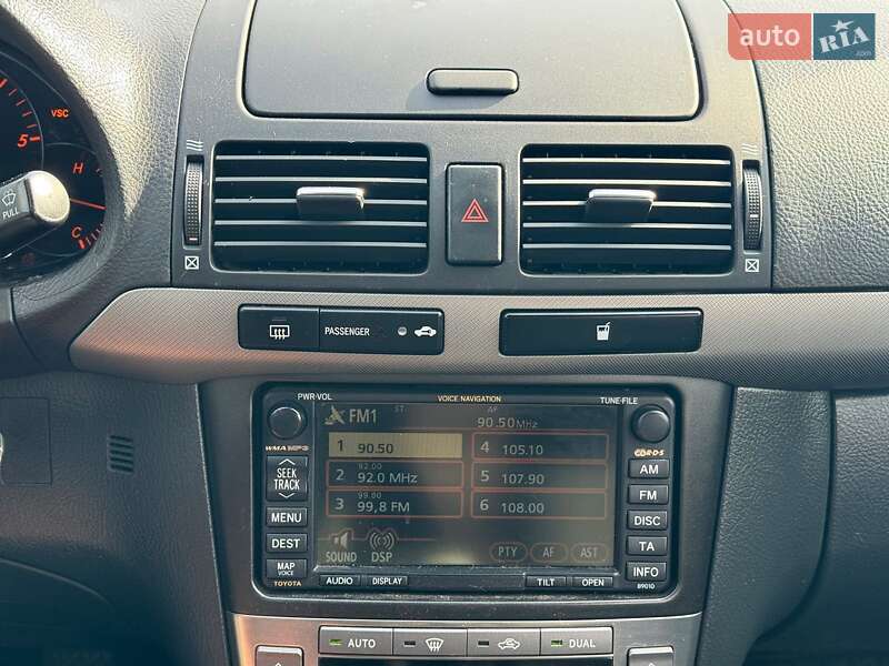 Седан Toyota Avensis 2007 в Виннице