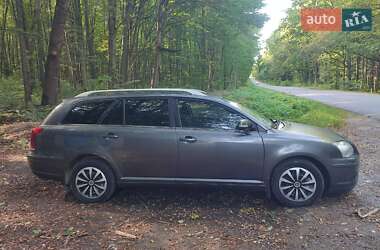 Универсал Toyota Avensis 2007 в Скалате