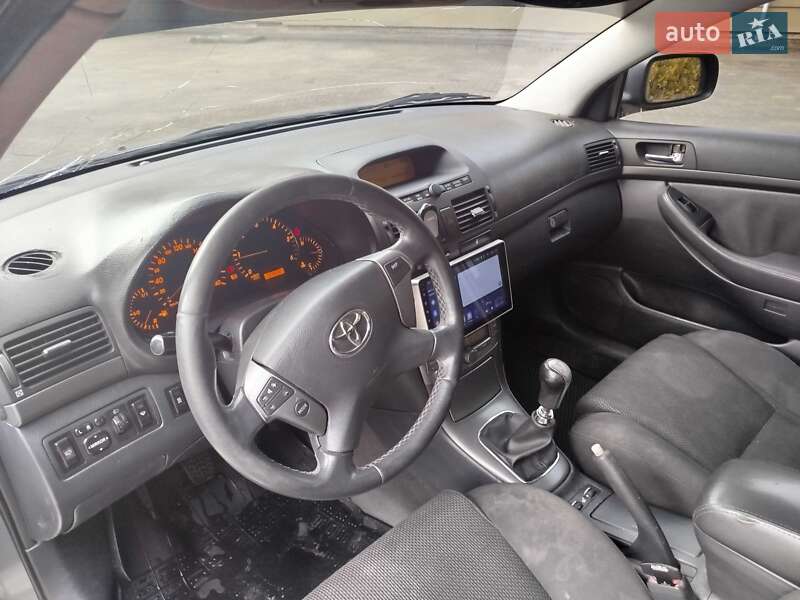 Универсал Toyota Avensis 2003 в Яворове фото 15 Универсал Toyota Avensis 2003 в Яворове