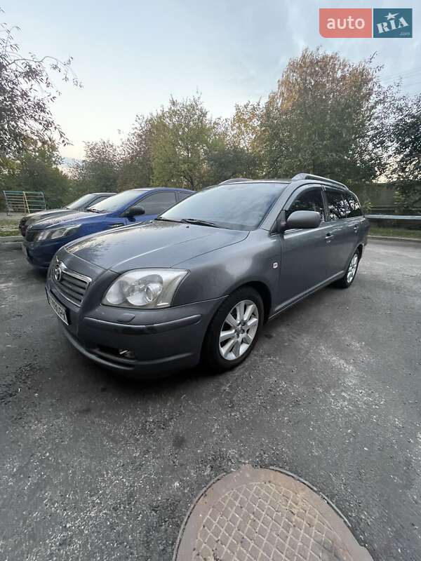 Toyota Avensis 2004 Toyota Avensis 2004