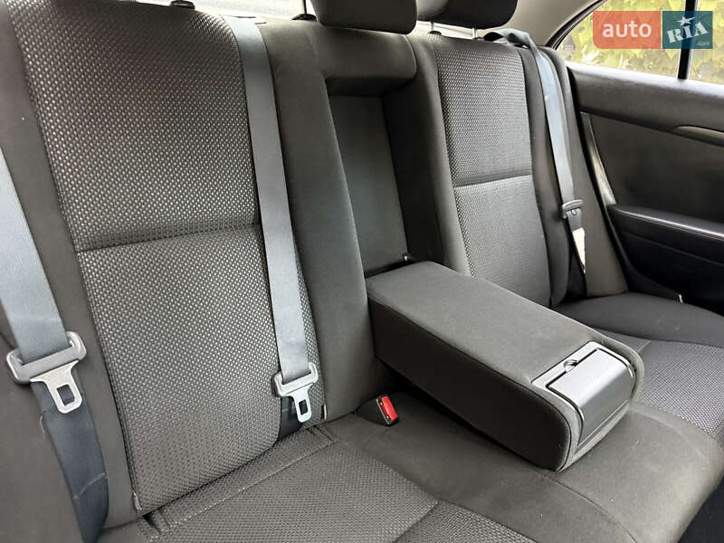 Седан Toyota Avensis 2005 в Днепре фото 10 Седан Toyota Avensis 2005 в Днепре