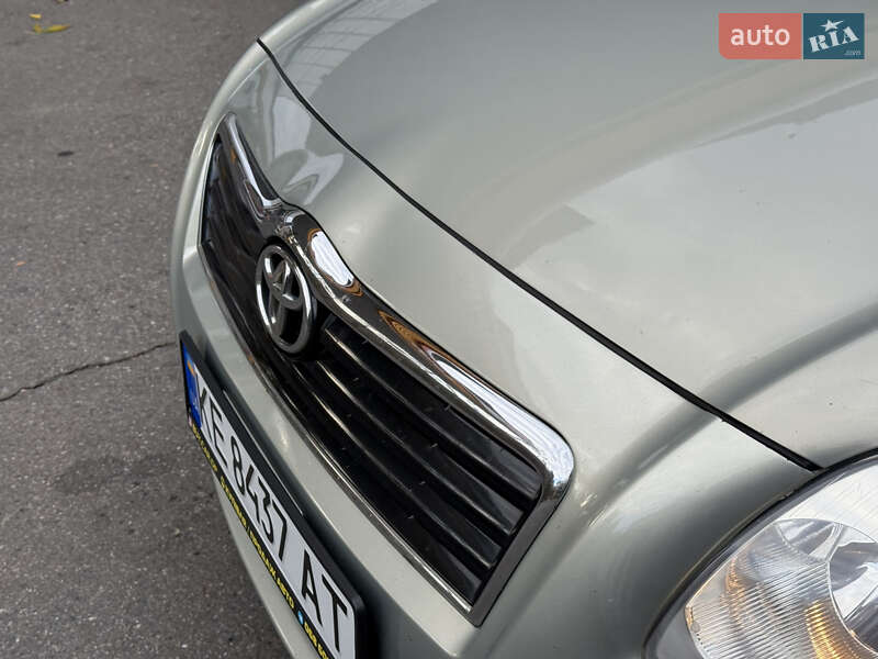 Седан Toyota Avensis 2005 в Днепре фото 17 Седан Toyota Avensis 2005 в Днепре