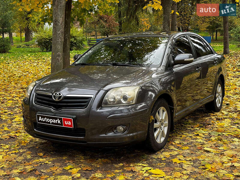 Toyota Avensis 2008