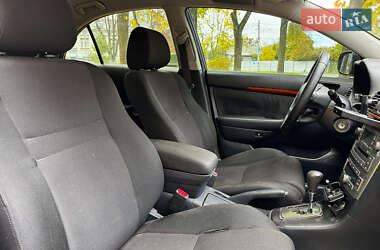 Седан Toyota Avensis 2008 в 