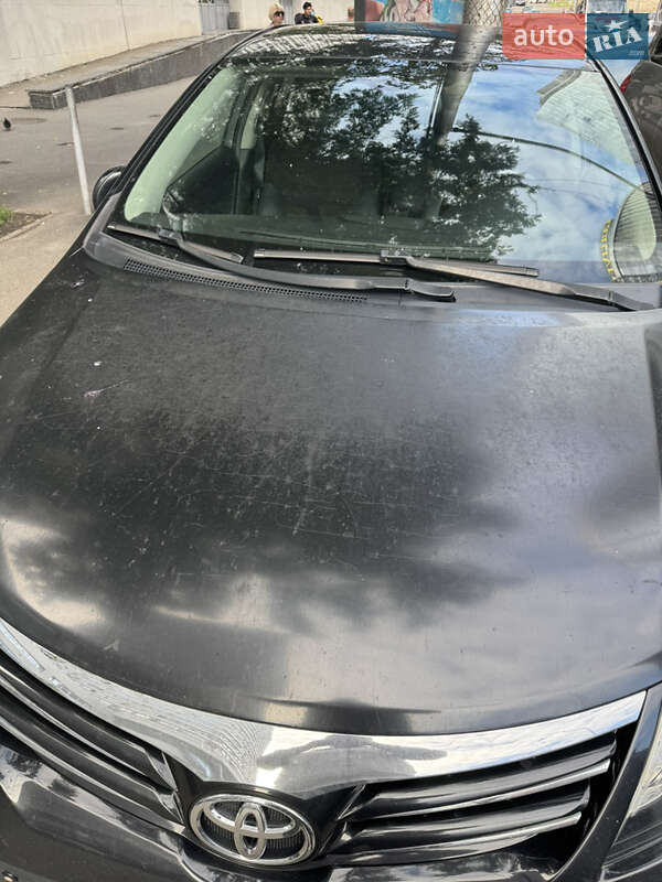 Седан Toyota Avensis 2012 в Киеве фото 8 Седан Toyota Avensis 2012 в Киеве