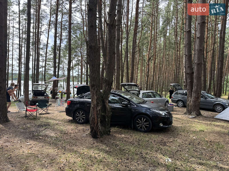 Седан Toyota Avensis 2012 в Киеве фото 9 Седан Toyota Avensis 2012 в Киеве