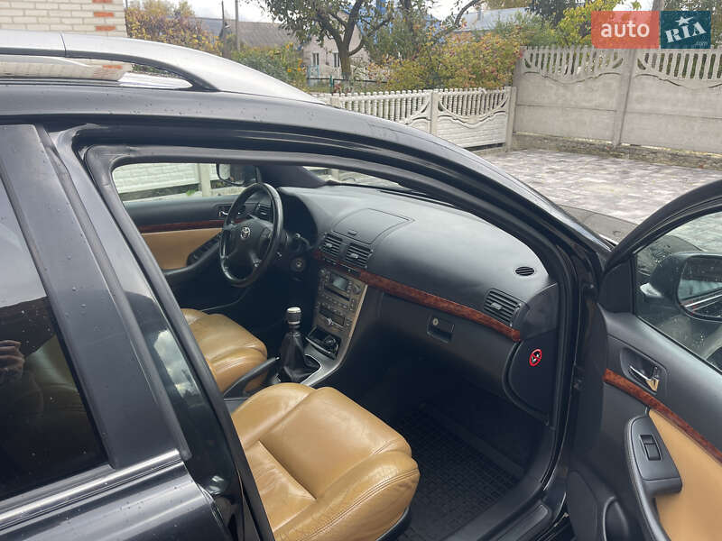 Універсал Toyota Avensis 2007 в Києві