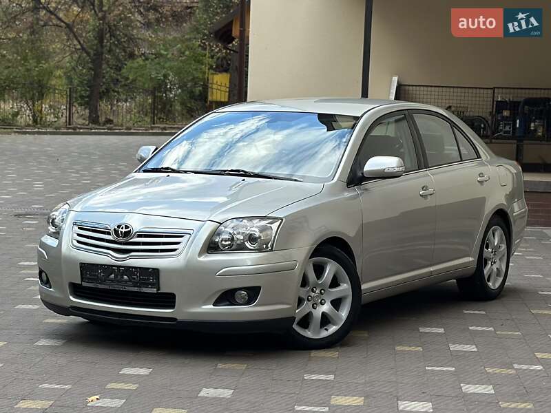 Седан Toyota Avensis 2007 в Дрогобичі