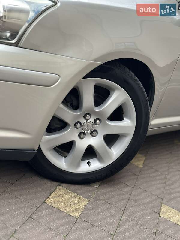 Седан Toyota Avensis 2007 в Дрогобичі