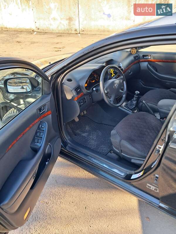 Универсал Toyota Avensis 2006 в Виннице