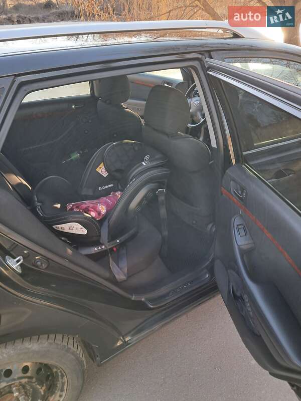 Универсал Toyota Avensis 2006 в Виннице