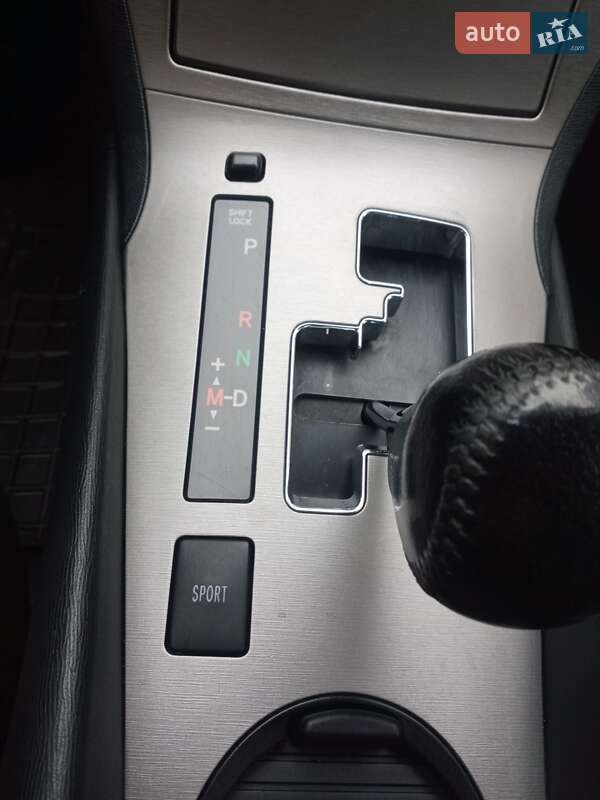 Седан Toyota Avensis 2011 в Харькове