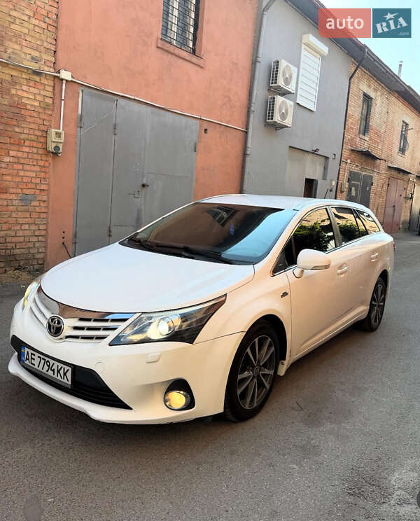 Универсал Toyota Avensis 2012 в Днепре фото 3 Универсал Toyota Avensis 2012 в Днепре