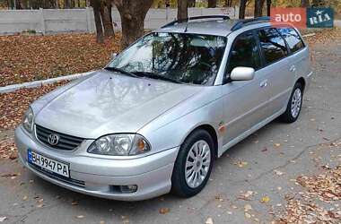 Универсал Toyota Avensis 2001 в  Универсал Toyota Avensis 2001 в