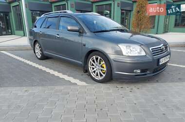Універсал Toyota Avensis 2004 в Києві