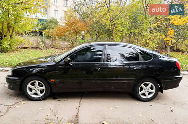Лифтбек Toyota Avensis 1998 в Одессе