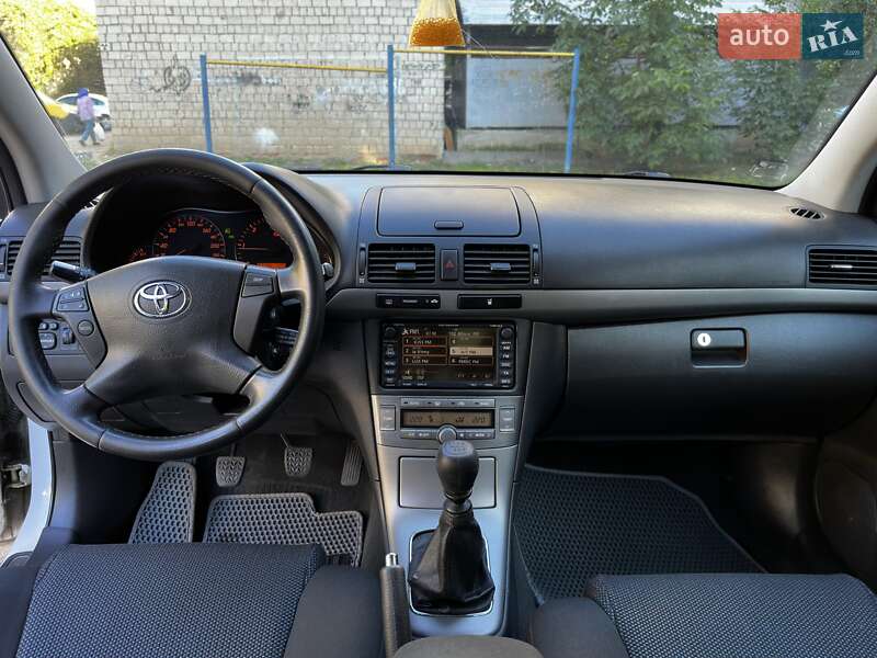 Лифтбек Toyota Avensis 2008 в Виннице фото 14 Лифтбек Toyota Avensis 2008 в Виннице