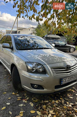 Седан Toyota Avensis 2008 в Сокирянах