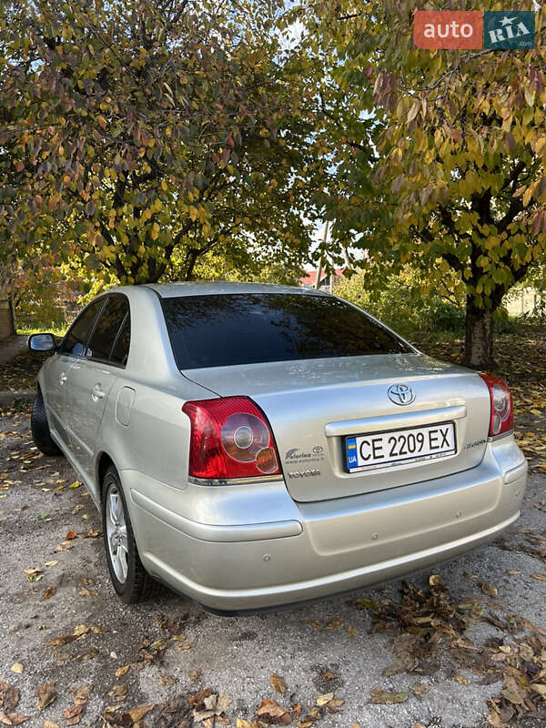 Седан Toyota Avensis 2008 в Сокирянах