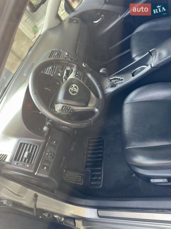 Седан Toyota Avensis 2008 в Одессе