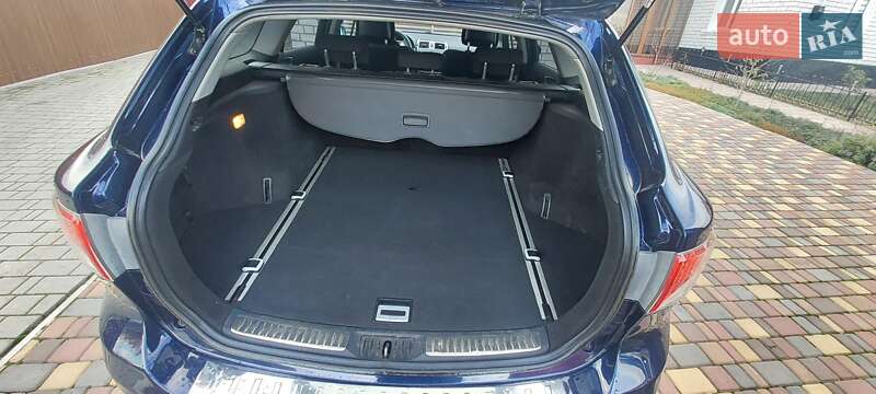 Универсал Toyota Avensis 2010 в Черкассах