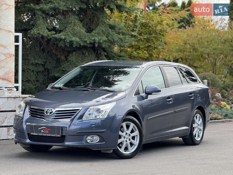 Универсал Toyota Avensis 2009 в Тернополе