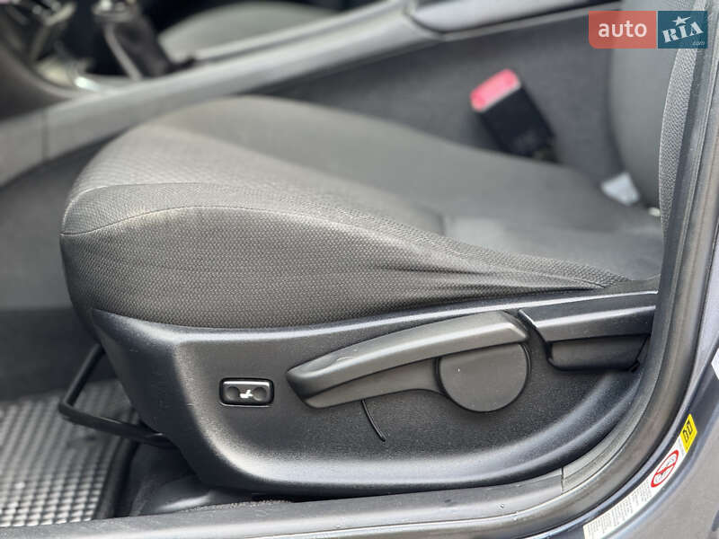 Универсал Toyota Avensis 2009 в Тернополе