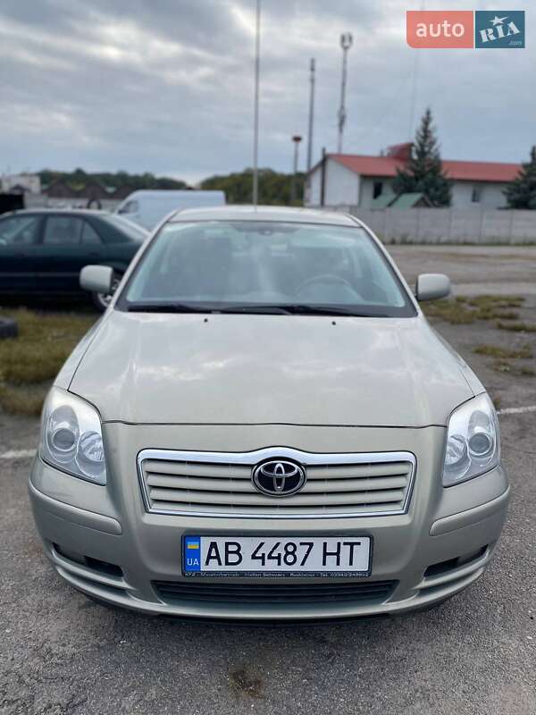 Лифтбек Toyota Avensis 2005 в Виннице фото 7 Лифтбек Toyota Avensis 2005 в Виннице