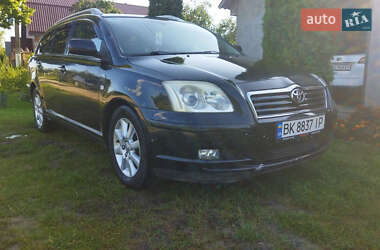 Універсал Toyota Avensis 2005 в Сарнах