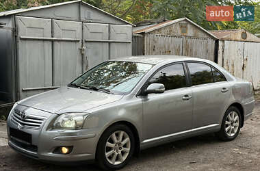 Седан Toyota Avensis 2008 в Одессе