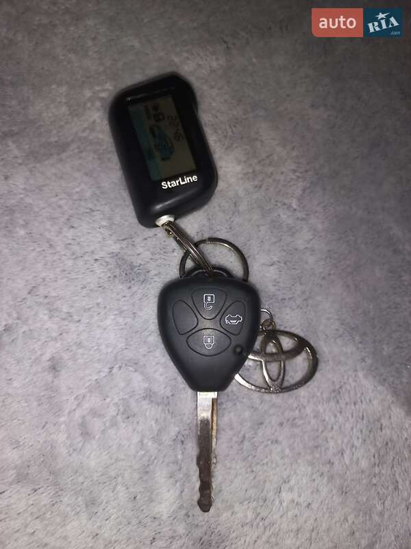 Универсал Toyota Avensis 2011 в Львове