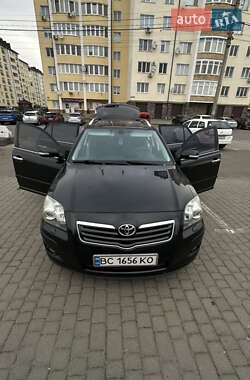 Универсал Toyota Avensis 2006 в Стрые