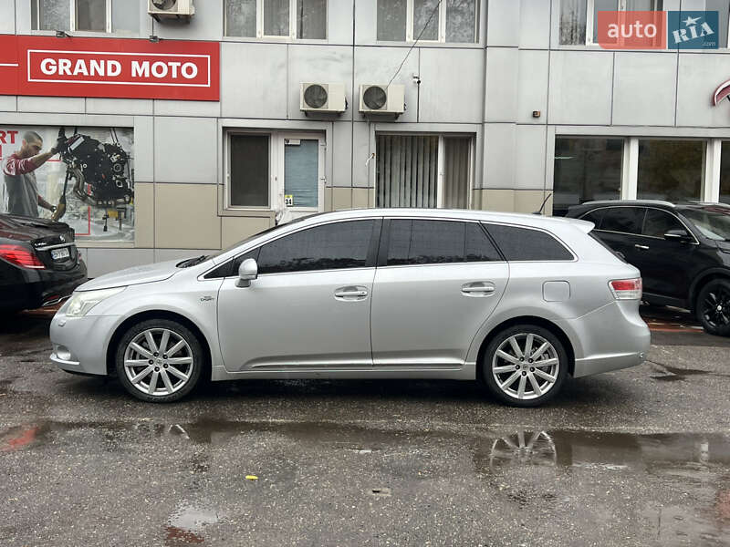Универсал Toyota Avensis 2009 в Одессе