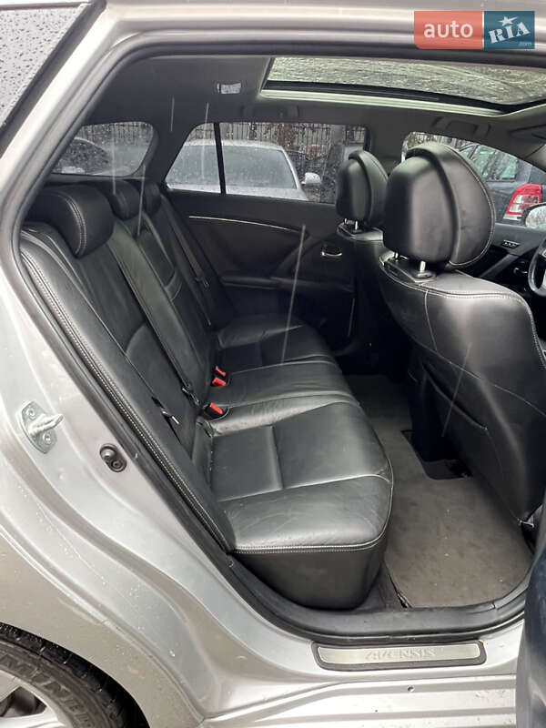 Универсал Toyota Avensis 2009 в Одессе