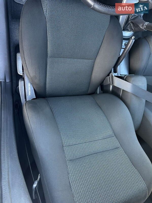 Универсал Toyota Avensis 2008 в Луцке