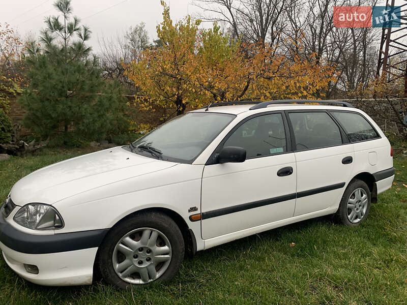 Toyota Avensis 2002 Toyota Avensis 2002