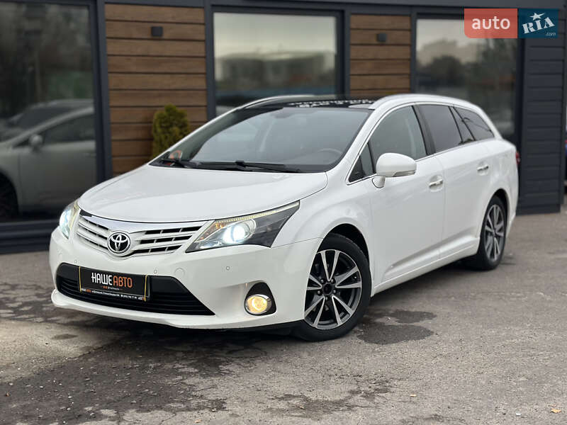 Универсал Toyota Avensis 2013 в Шептицькому