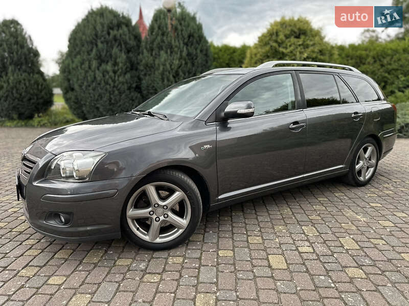 Универсал Toyota Avensis 2008 в Львове
