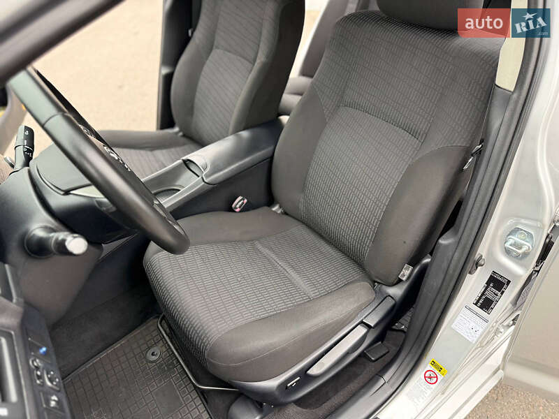 Седан Toyota Avensis 2008 в Днепре фото 13 Седан Toyota Avensis 2008 в Днепре