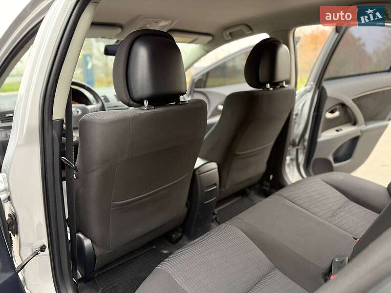 Седан Toyota Avensis 2008 в Днепре фото 17 Седан Toyota Avensis 2008 в Днепре