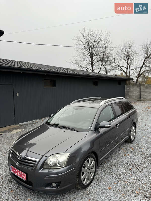 Универсал Toyota Avensis 2007 в Луцке