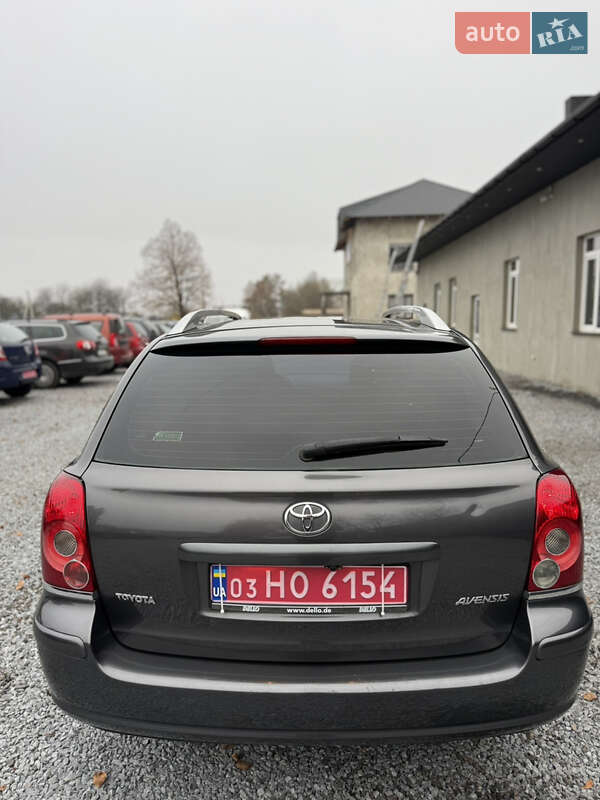 Универсал Toyota Avensis 2007 в Луцке