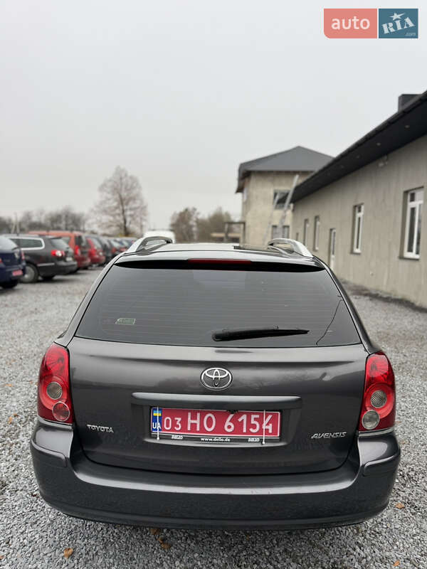 Универсал Toyota Avensis 2007 в Луцке