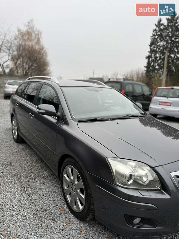 Универсал Toyota Avensis 2007 в Луцке