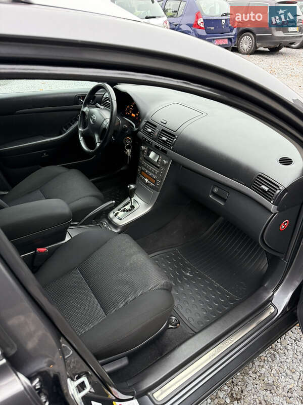 Универсал Toyota Avensis 2007 в Луцке