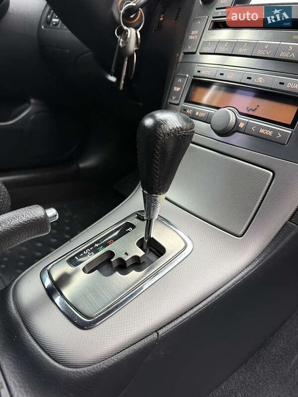 Универсал Toyota Avensis 2007 в Луцке