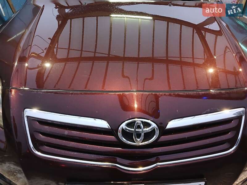 Универсал Toyota Avensis 2007 в Тернополе