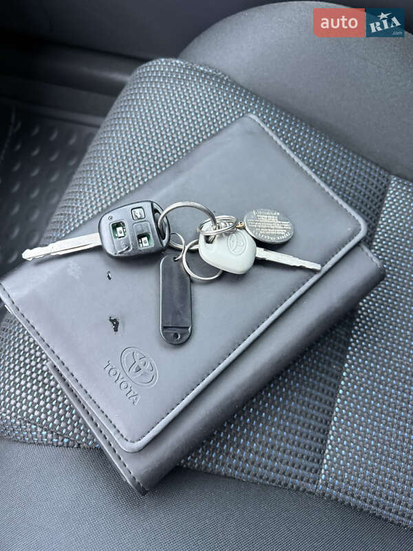 Универсал Toyota Avensis 2007 в Луцке