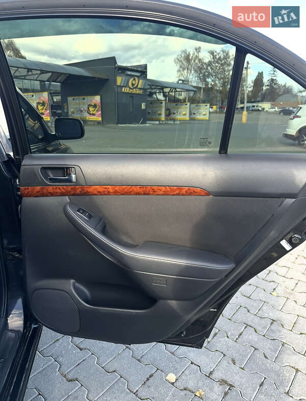 Седан Toyota Avensis 2005 в Черновцах фото 13 Седан Toyota Avensis 2005 в Черновцах