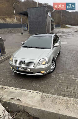 Лифтбек Toyota Avensis 2006 в Ивано-Франковске